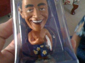 Hawaii has many silly things This Obama bobble hea.jpg